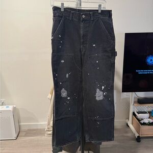 Men's Relaxed Fit Distressed Charcoal Jeans